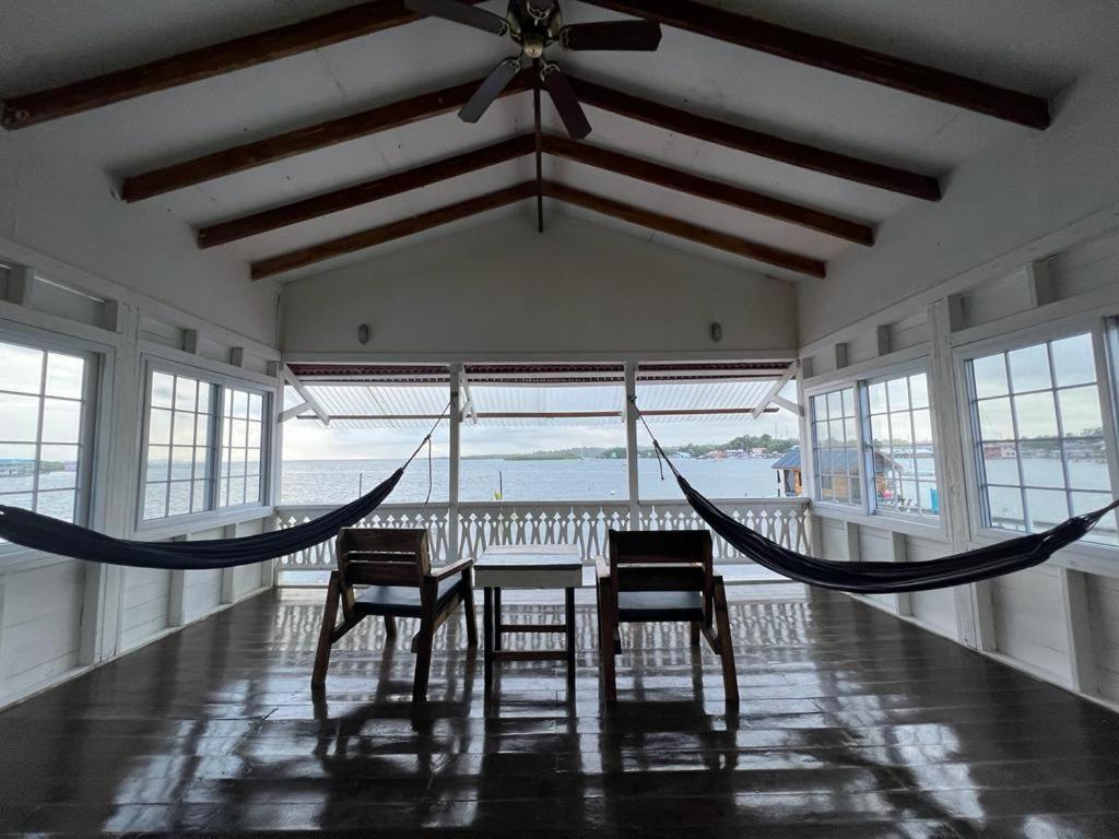 Barrbra Bnb Over The Sea Bocas del Toro Exterior foto